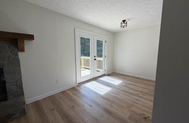 1730 Bullock Drive Gallery 4