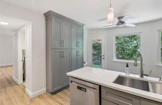 4528 HIGH GROVE Court NW Gallery 4