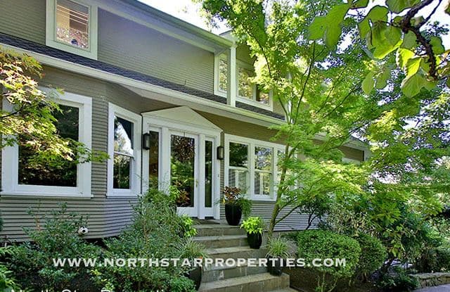 5501 SE 38th - 5501 Southeast 38th Avenue, Portland, OR 97202