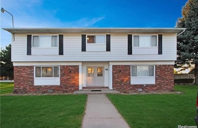 24024 Hall Road - 24024 Hall Rd, Macomb County, MI 48036