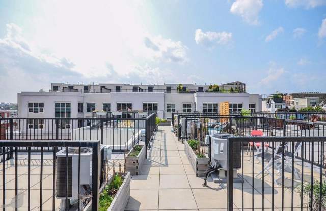 Modern AdMo Studio w/ Private Patio, Rooftop  Storage! - 2424 17th Street Northwest, Washington, DC 20009