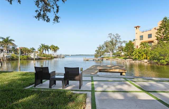 1739 BAYOU GRANDE Boulevard NE photos photos
