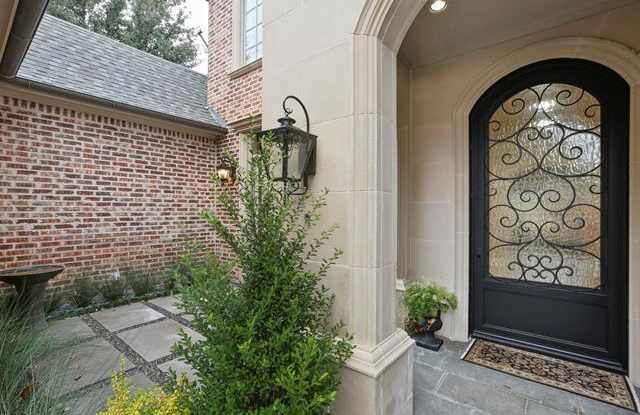 6314 Memorial Drive Gallery 4