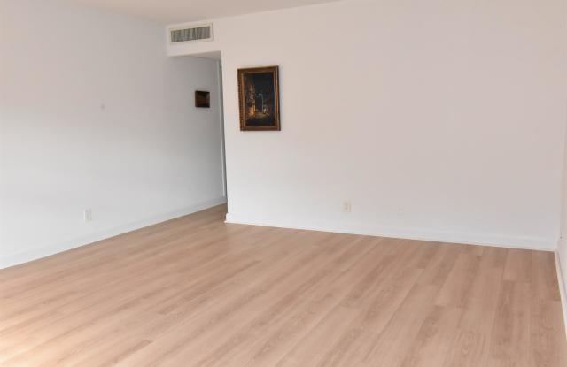 572 Saxony L Gallery 4