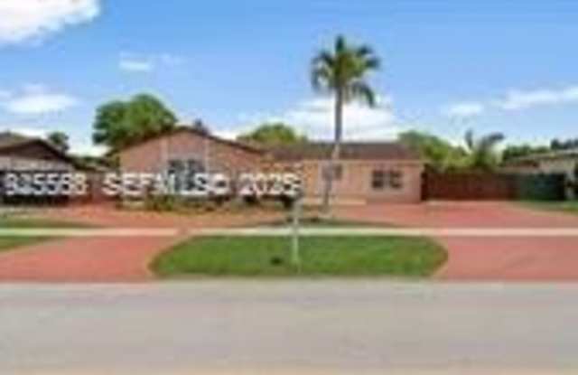 13330 SW 79th St - 13330 Southwest 79th Street, Kendale Lakes, FL 33183