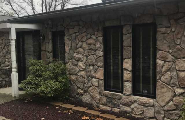 308 Learn Rd Gallery 2