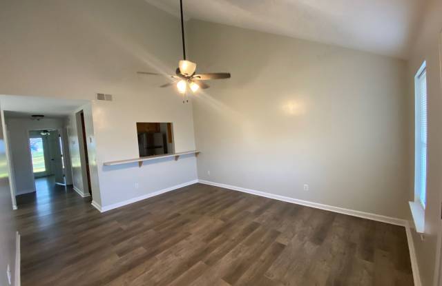 2 bed 2 bath duplex Gallery 4