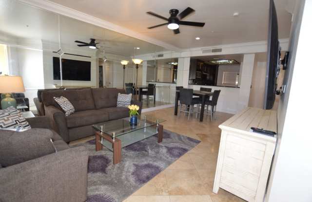 Meridian - Newly Remodeled Luxury Condo Rental near the Las Vegas Strip! Gallery 2