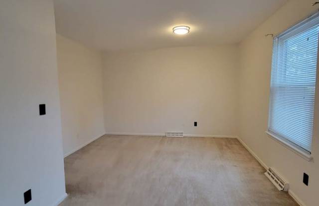 Updated 2 bed 2 bath condo with 1 car garage in DTC! - 6483 South Havana Street, Cherry Creek, CO 80111 Updated 2 bed 2 bath condo with 1 car garage in DTC! - 6483 South Havana Street, Cherry Creek, CO 80111