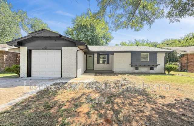 4936 S Briarwood Dr photos photos