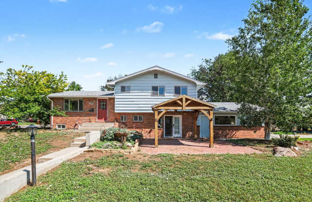 Remodeled 4-Bedroom Home on Corner Lot photos photos