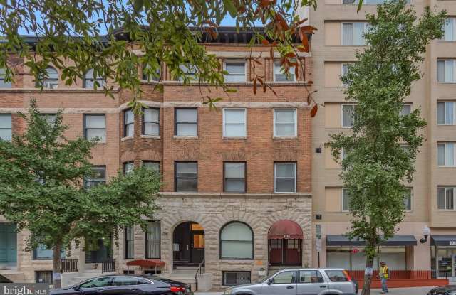1113 N CALVERT STREET photos photos
