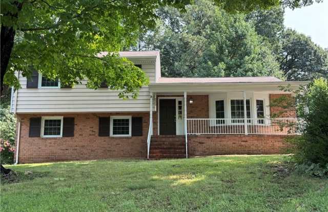 9504 Ridgefield Road Gallery 1