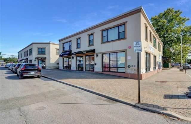 329 Broadway - 329 Broadway, Bethpage, NY 11714