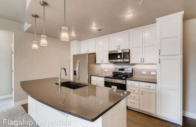 4760 Hahns Peak Drive Unit 204 Gallery 3