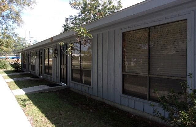 2900 E CAUSEWAY APPROACH Other - 2900 E Causeway Approach, Mandeville, LA 70448