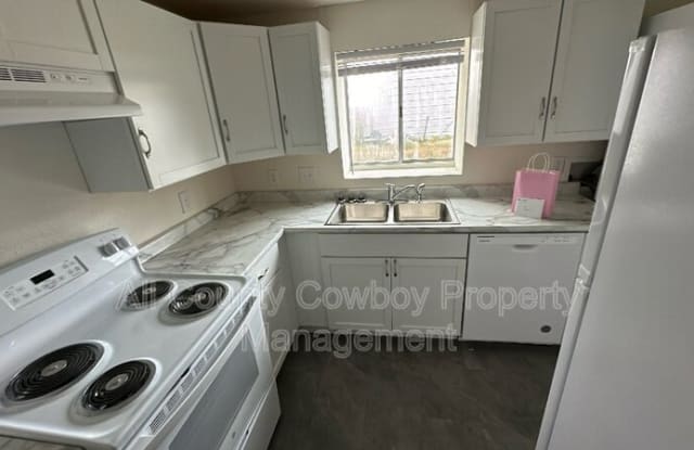 705 Ferris Ct. photos photos