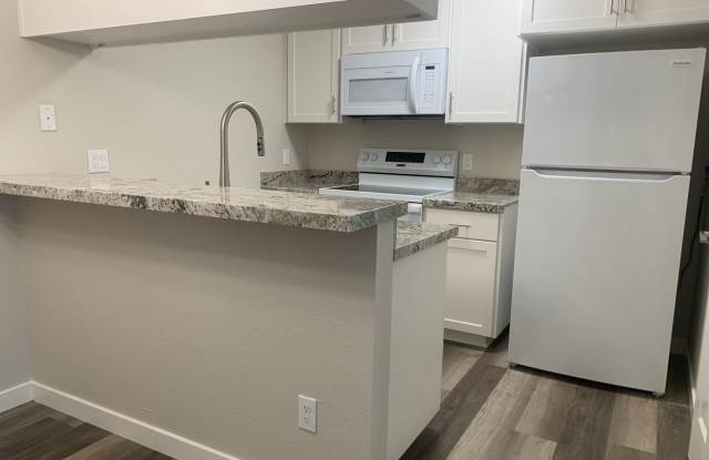 Downstairs 2 bedroom 2 bath brand new condo photos photos