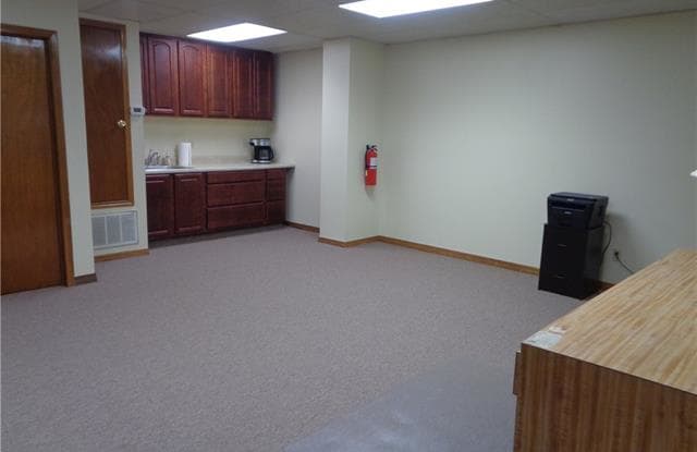 800 HICKORY Avenue Gallery 2
