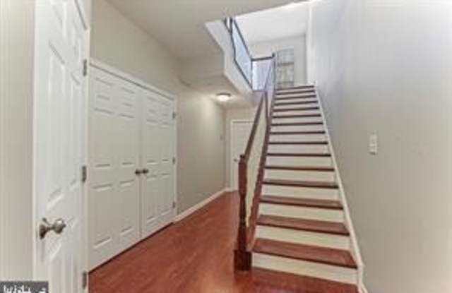 106 IMPERIAL WAY photos photos