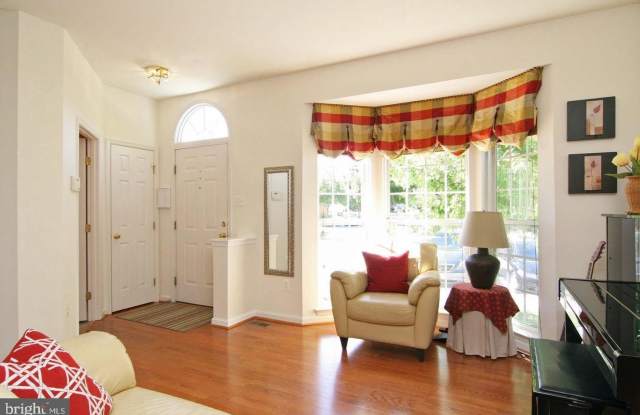 8886 PAPILLON Drive Gallery 2