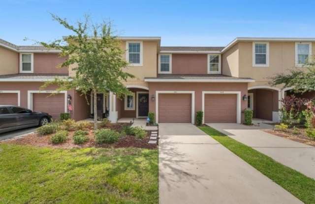 7051 WOODCHASE GLEN DRIVE - 7051 Woodchase Glen Drive, Progress Village, FL 33578