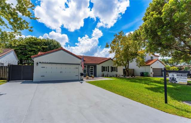17601 SW 138th Ct Gallery 1