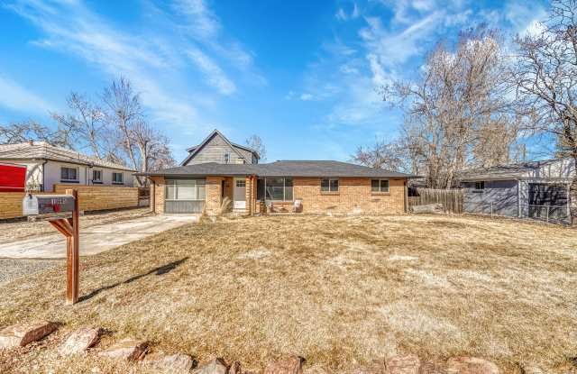 10685 West 47th Avenue photos photos