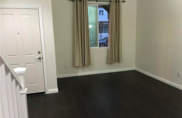 315 N Fenimore Avenue Gallery 3