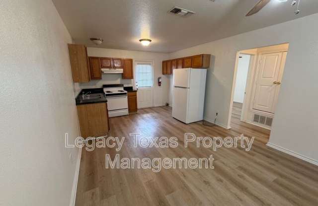 701 Miracle Ln Gallery 3