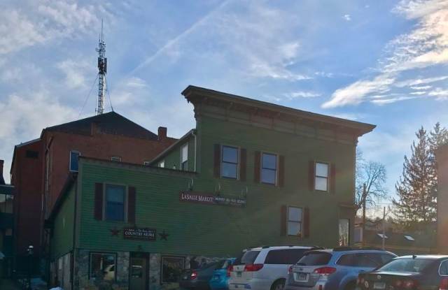 112 Main St A Gallery 4