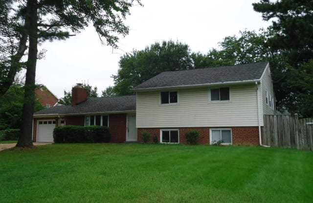 4104 DAKOTA COURT - 4104 Dakota Court, Lincolnia, VA 22312