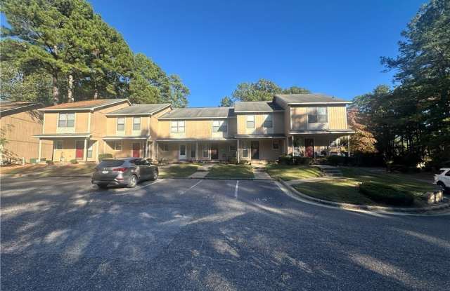 1202 Huntsman Court - 1202 Huntsman Court, Fayetteville, NC 28303