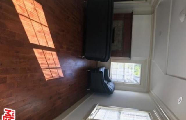 1459 South NORTON Avenue Gallery 3