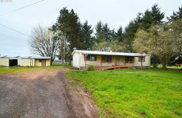 3 Bedroom, 2 Bath, 1344 sf Home with Shop and Workshop in the Country! - 95070 Ayres Lane, Lane County, OR 97448