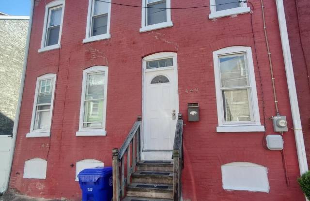 449 SPRING GARDEN STREET photos photos