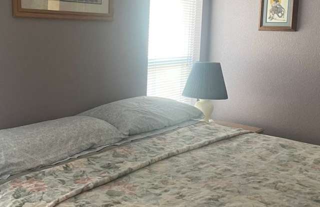 Furnished home for RENT in Niland Gallery 3