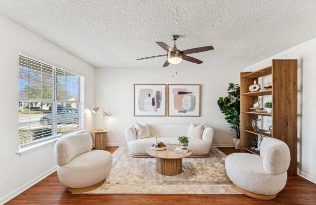 West Towne Cottages Gallery 3