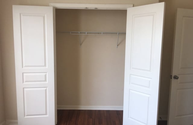 8290 Gate Parkway #1120 Gallery 4