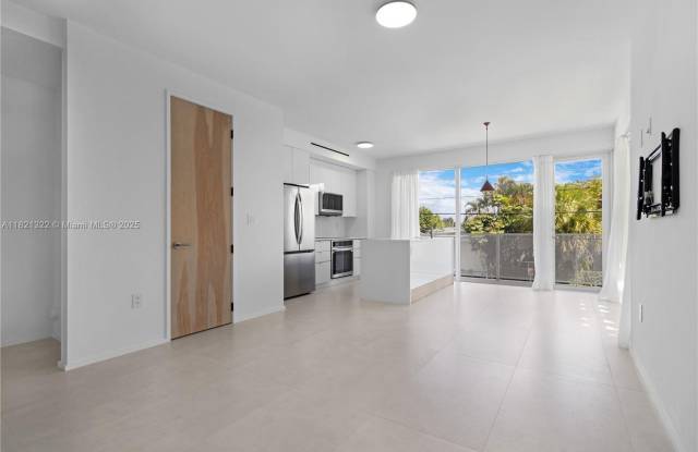 4432 W Flagler St photos photos