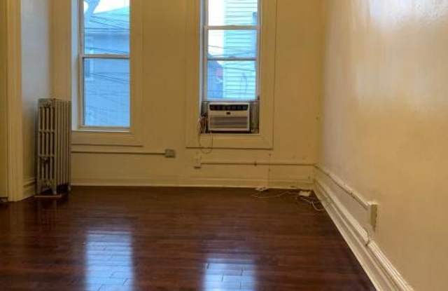 351 63rd Street Gallery 2