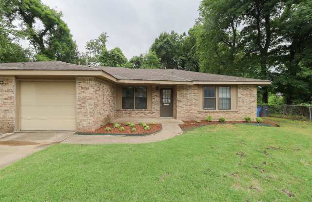 Amazing 2 Bedroom 2 Bath, NO PETS photos photos