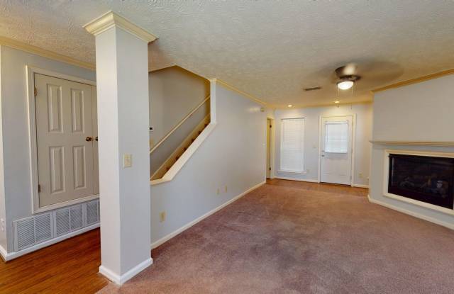 3 Bed, 2 and a half bath in Prattville at a great price! Gallery 3