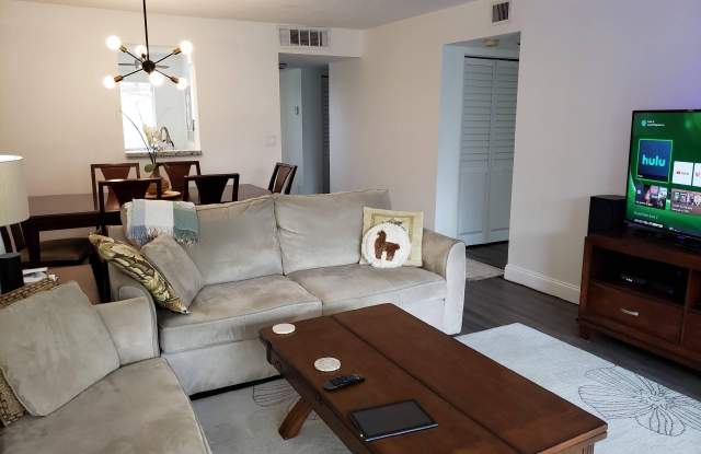 7281 Amberly Lane Gallery 4