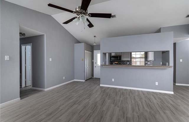 7417 Canoga Circle Gallery 3