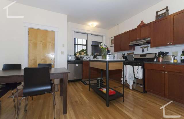 Charming 4 Bedroom photos photos Charming 4 Bedroom photos photos