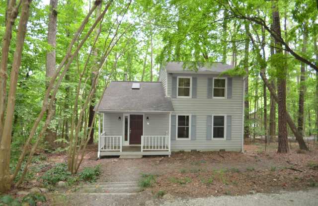 Private Wooded Retreat Near UNC with Vaulted Ceilings & Cozy Woodstove photos photos