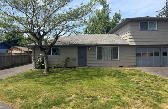 Updated 2 bedroom 1 bath duplex! photos photos