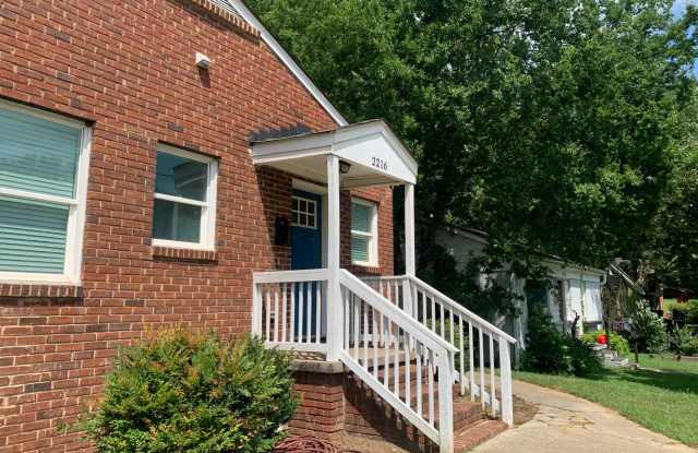 Cozy 2 Bedroom, 1 Bathroom Duplex – Comfortable Living with Modern Touches! photos photos
