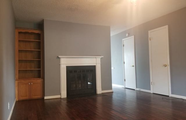 118 Habersham Ct Gallery 2